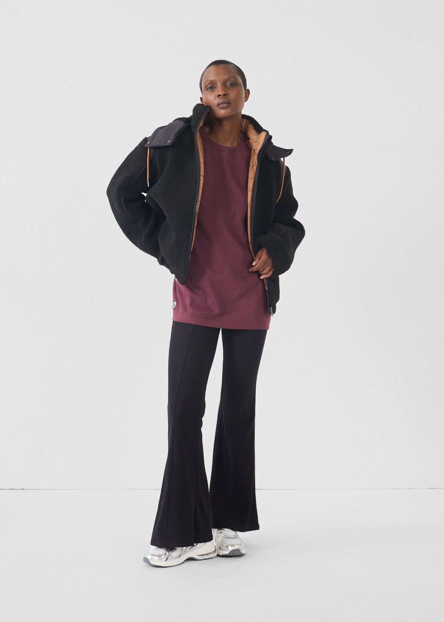 T-Shirt à col rond Cerise noire Andrea