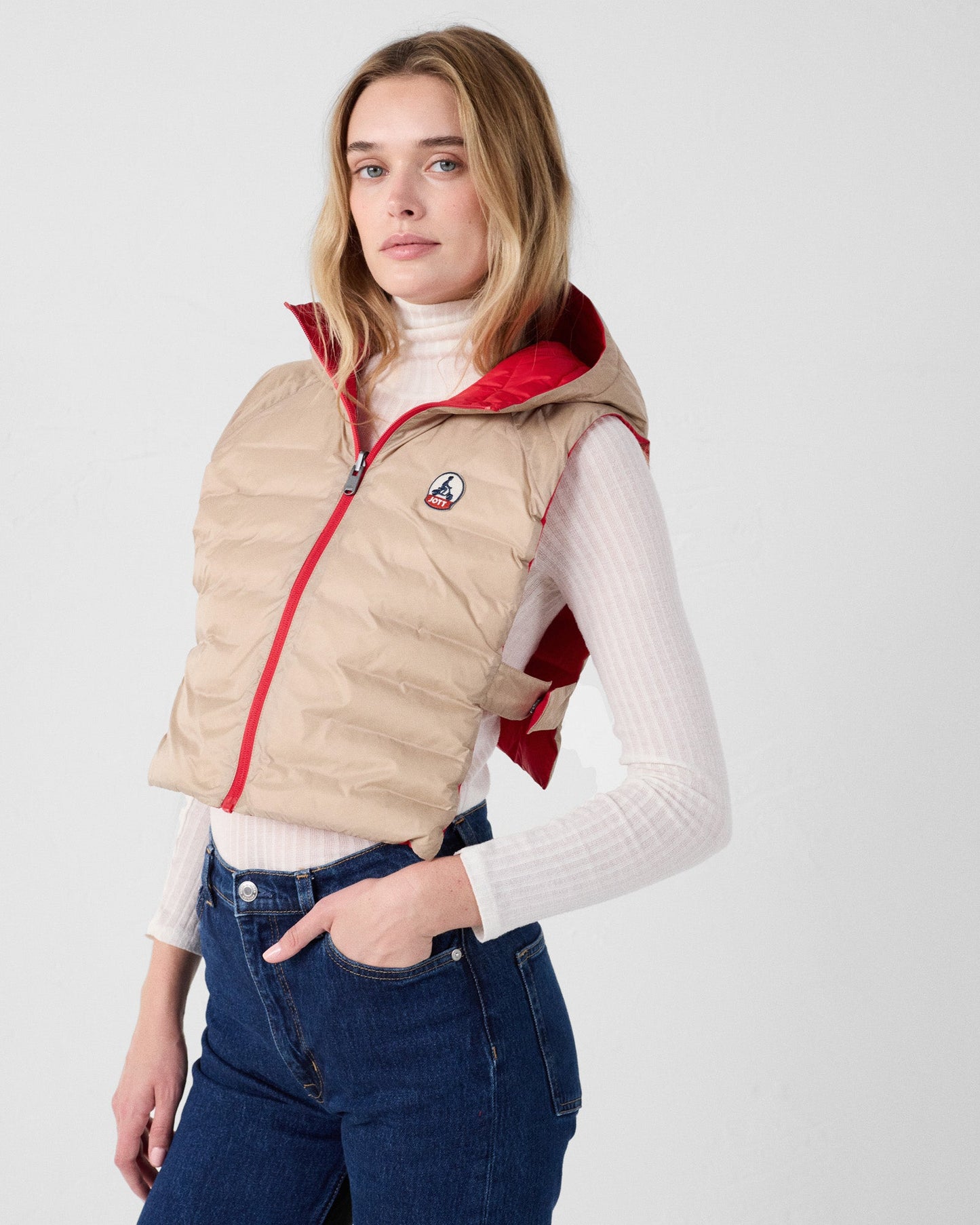 Capuche Rouge carmin Alae